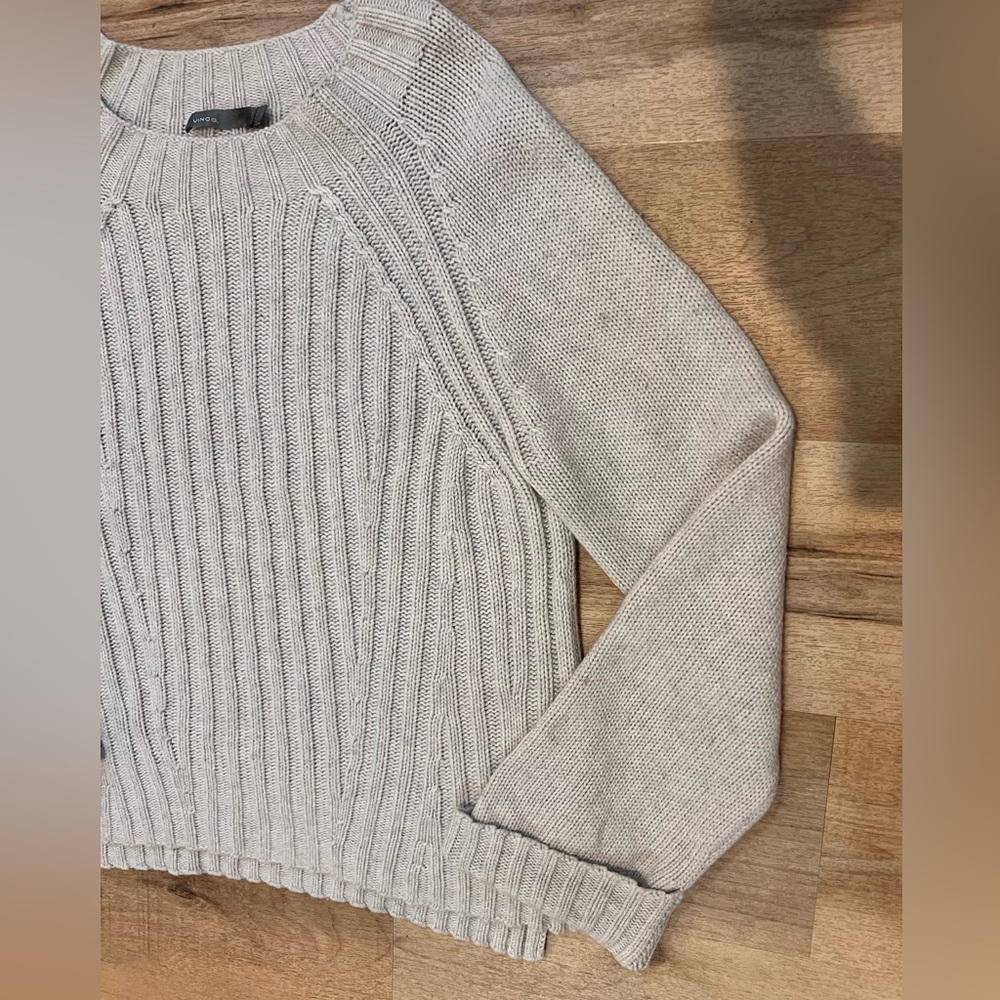 [SOLD] Vince Women's Gray Sweater - Picture 5 of 6